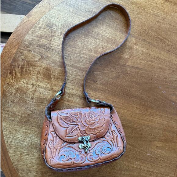 Patricia Nash Micaela Baguette Bag Brown Cognac Flap Shoulder Tooled Leather - Picture 9 of 12